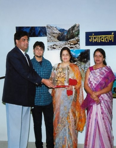 Owner Award 27
