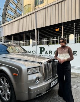 Traditional Welcome & Rolls-Royce Experience