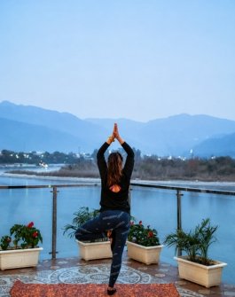 Daily Yoga & Meditation at Your Homestay